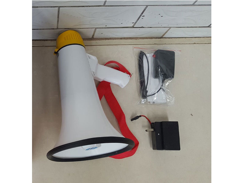 手持扬声器